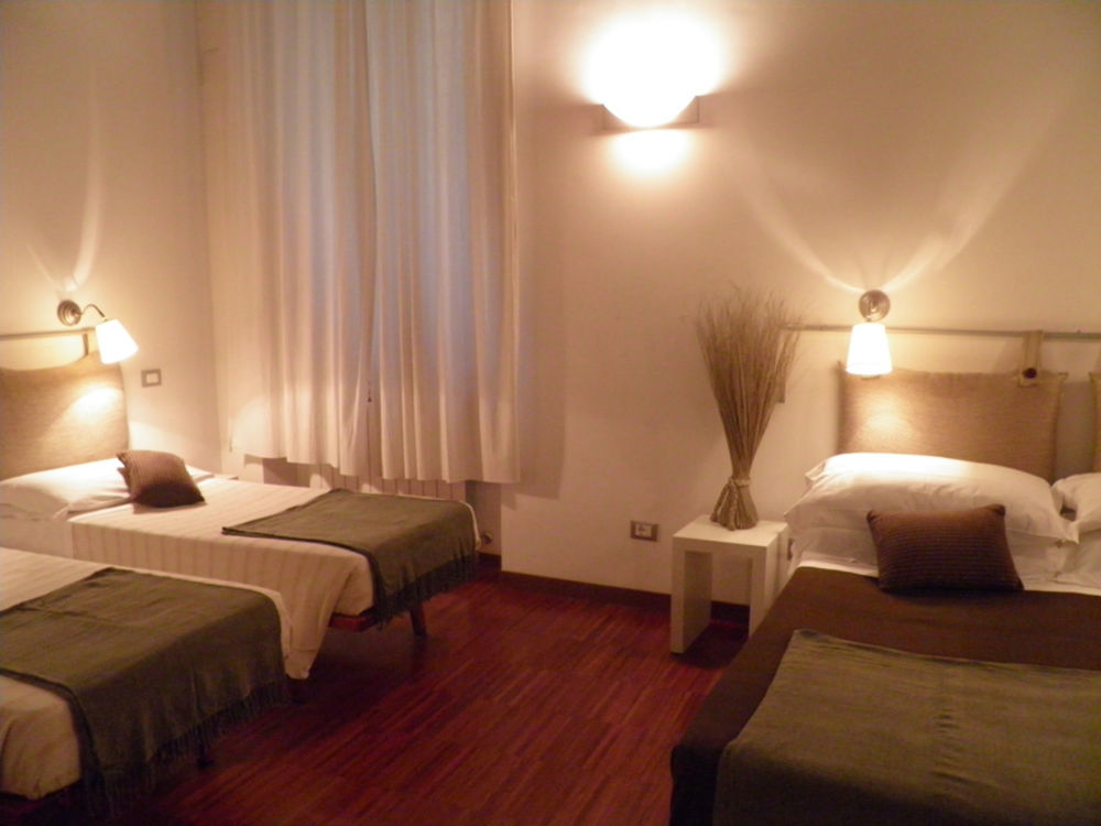 B&B Arco Del Lauro Рим Экстерьер фото